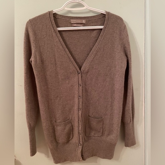 Zara Sweaters - Zara women’s cashmere cardigan gray size L